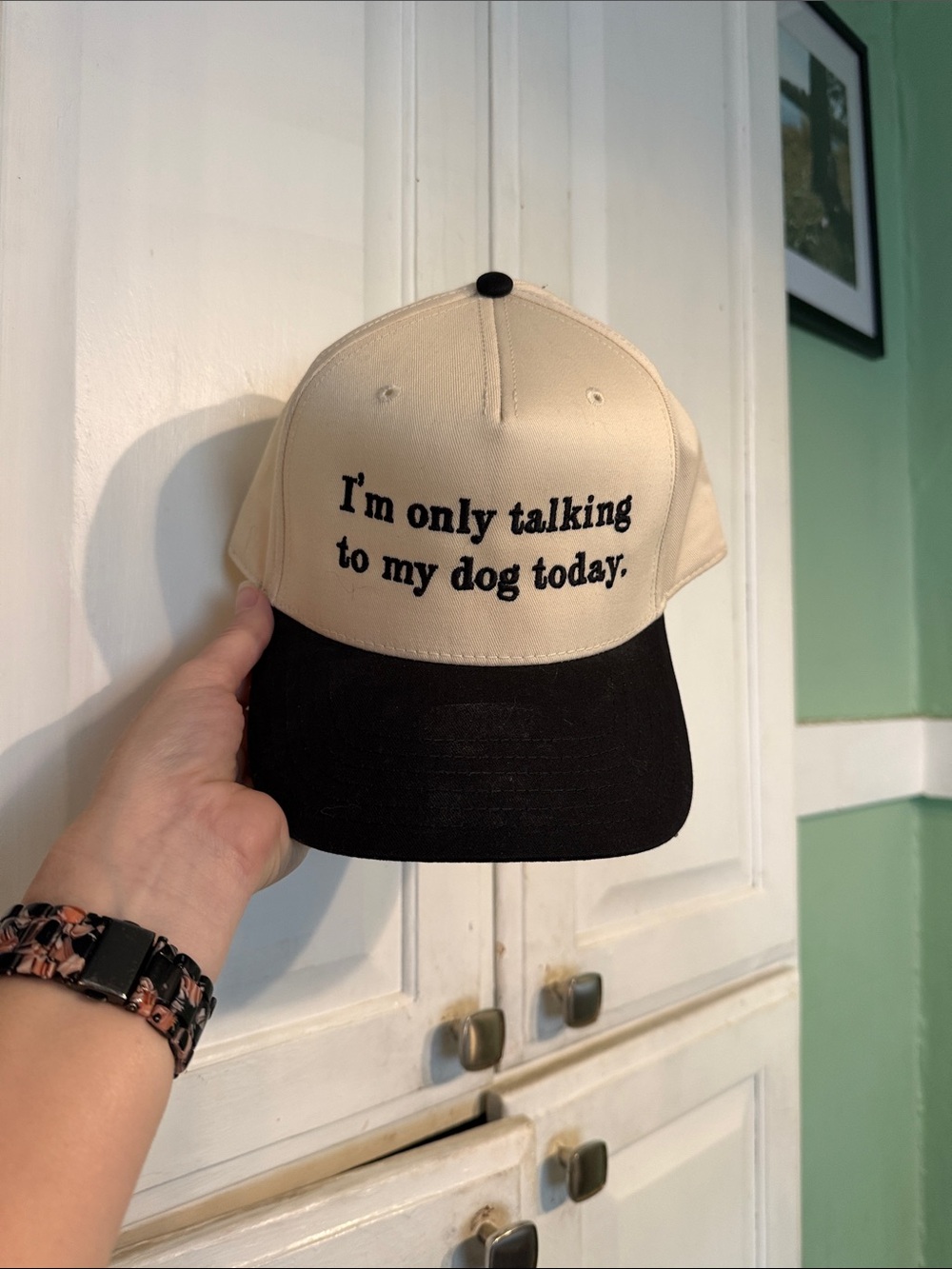 Women’s trucker hat